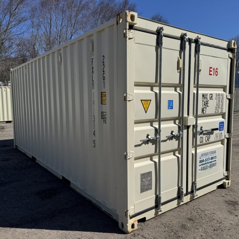 20′ x 8′ x 8.5′ Shipping Container