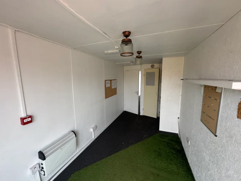Gebrauchte 40 Fuß  Bürocontainer mit Küchenzeile