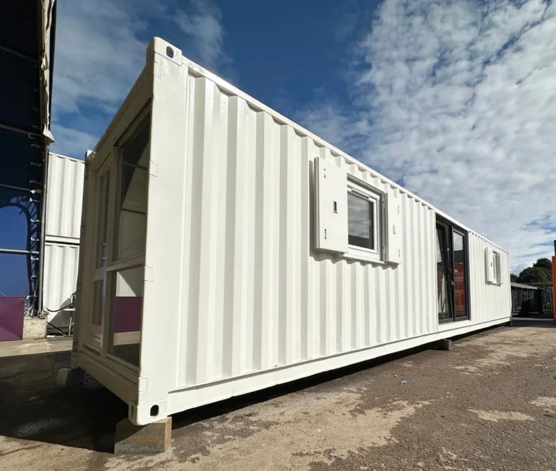 Umgebauter Seefrachtcontainer kaufen