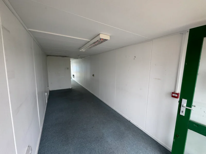 Containerbüro mit WC & Duschraum