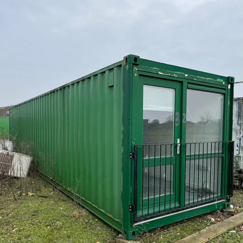 Containerbüro mit WC & Duschraum