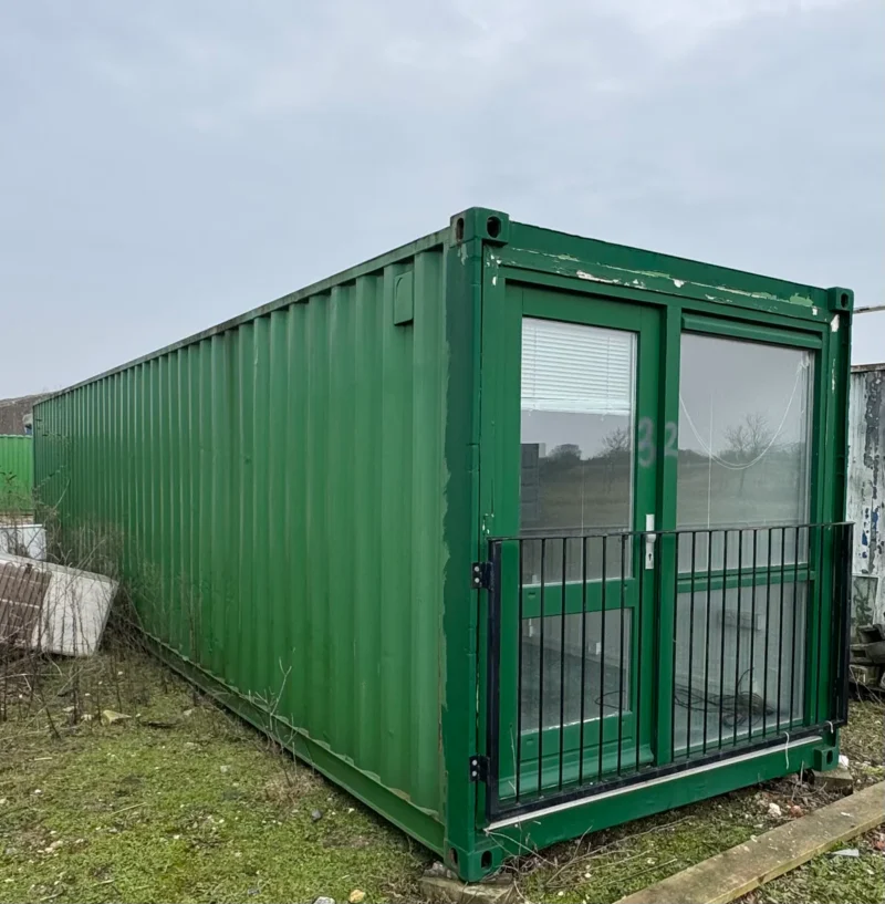 Containerbüro mit WC & Duschraum